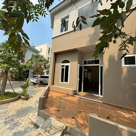La Homestay Long Xuyên 외부 사진